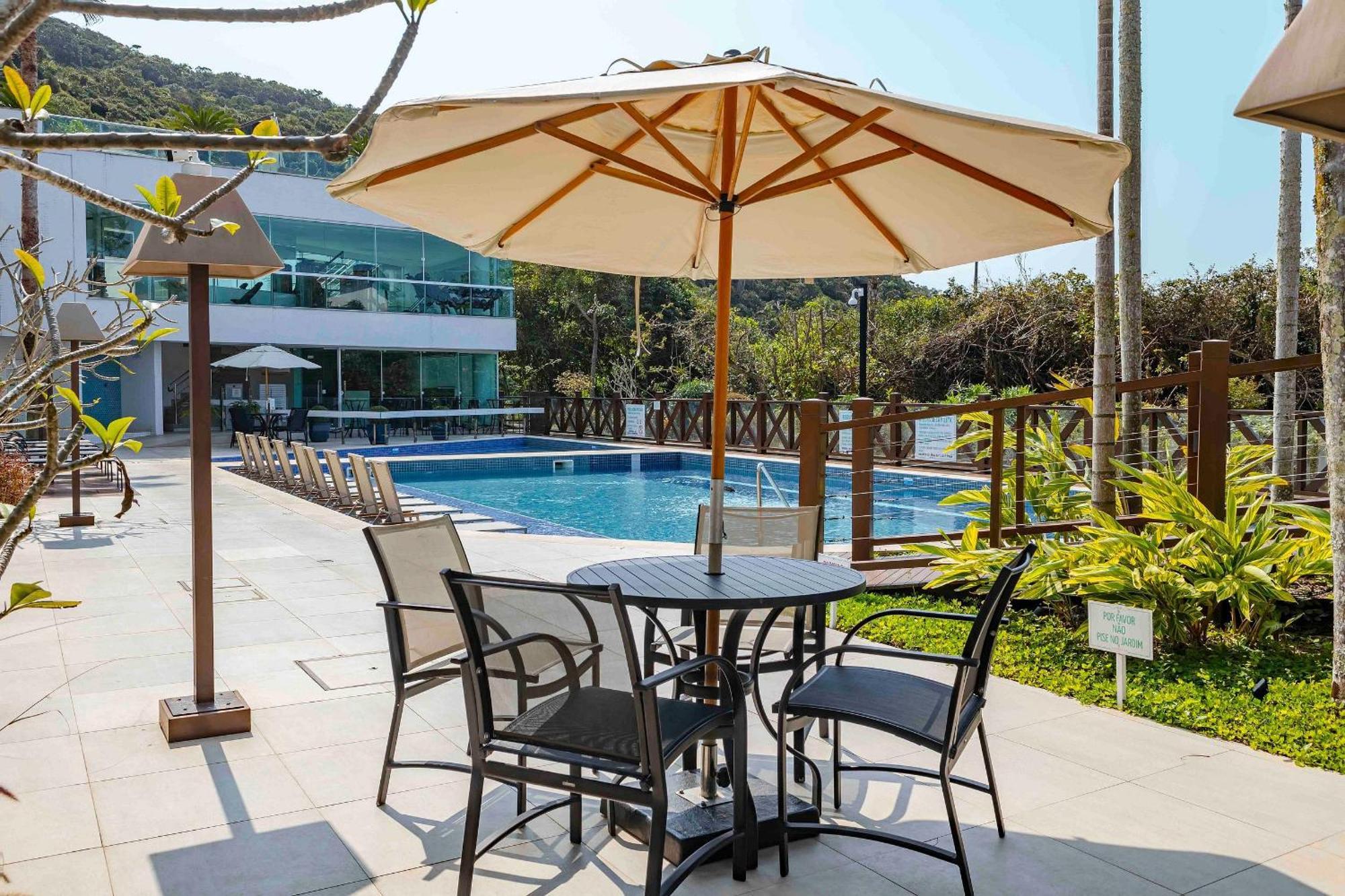 Varandas Do Atlantico - Confortavel Apto Em Condominio Pe Na Areia Bombinhas Eksteriør billede